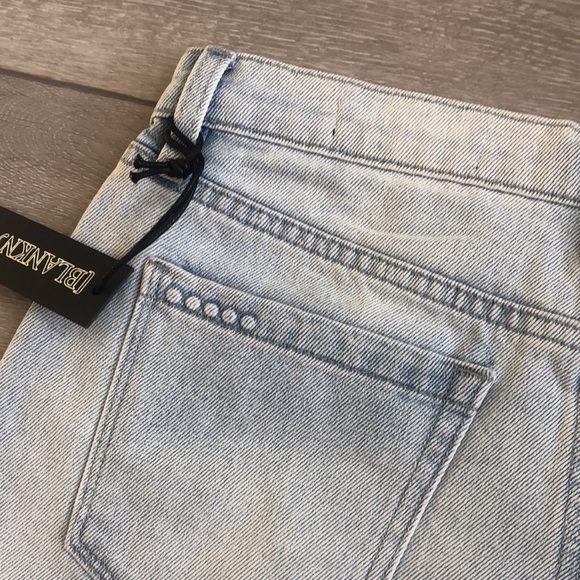 BLANK NYC NWT The Fulton roll up jean shorts 27 - Picture 7 of 9